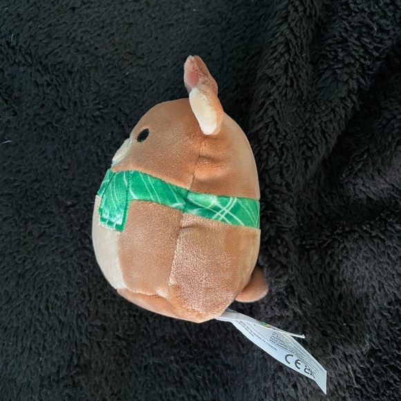 Maurice capsule Squishmallow - Picture 2 of 4